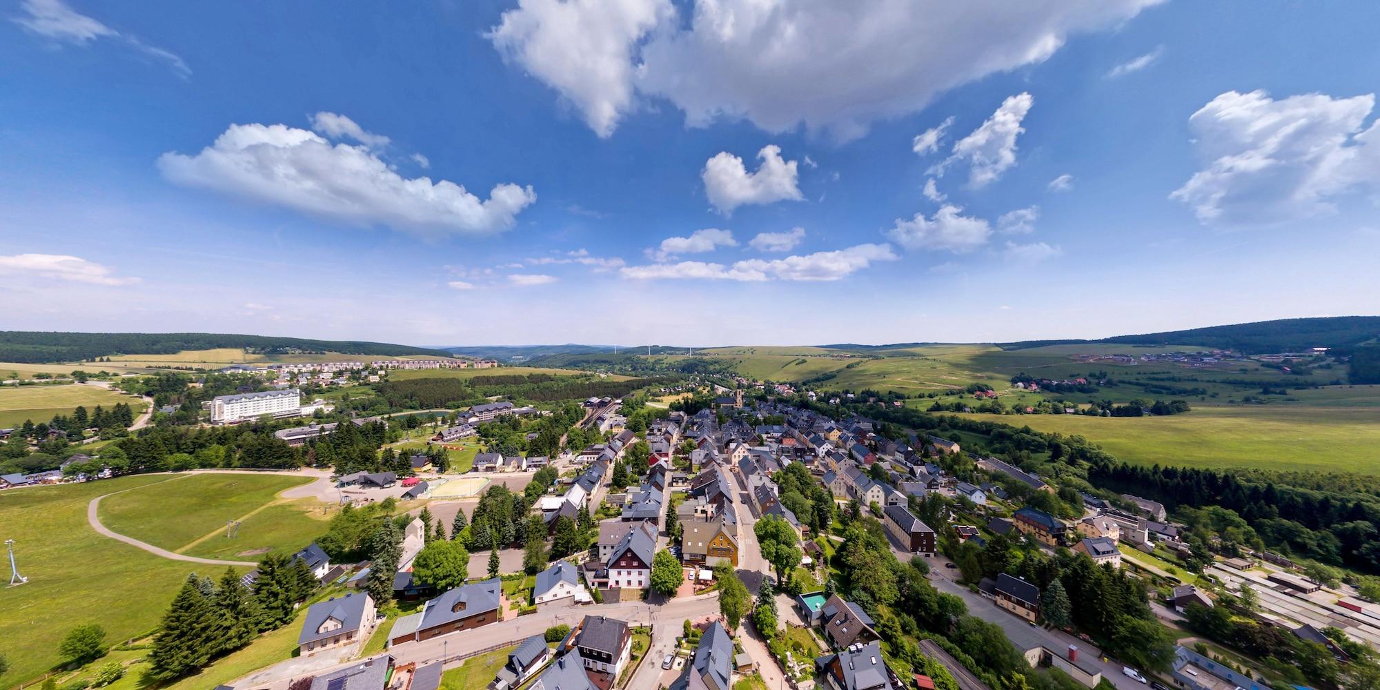 Ahorn Hotel Am Fichtelberg โอเบอร์วีเซินธาล ภายนอก รูปภาพ