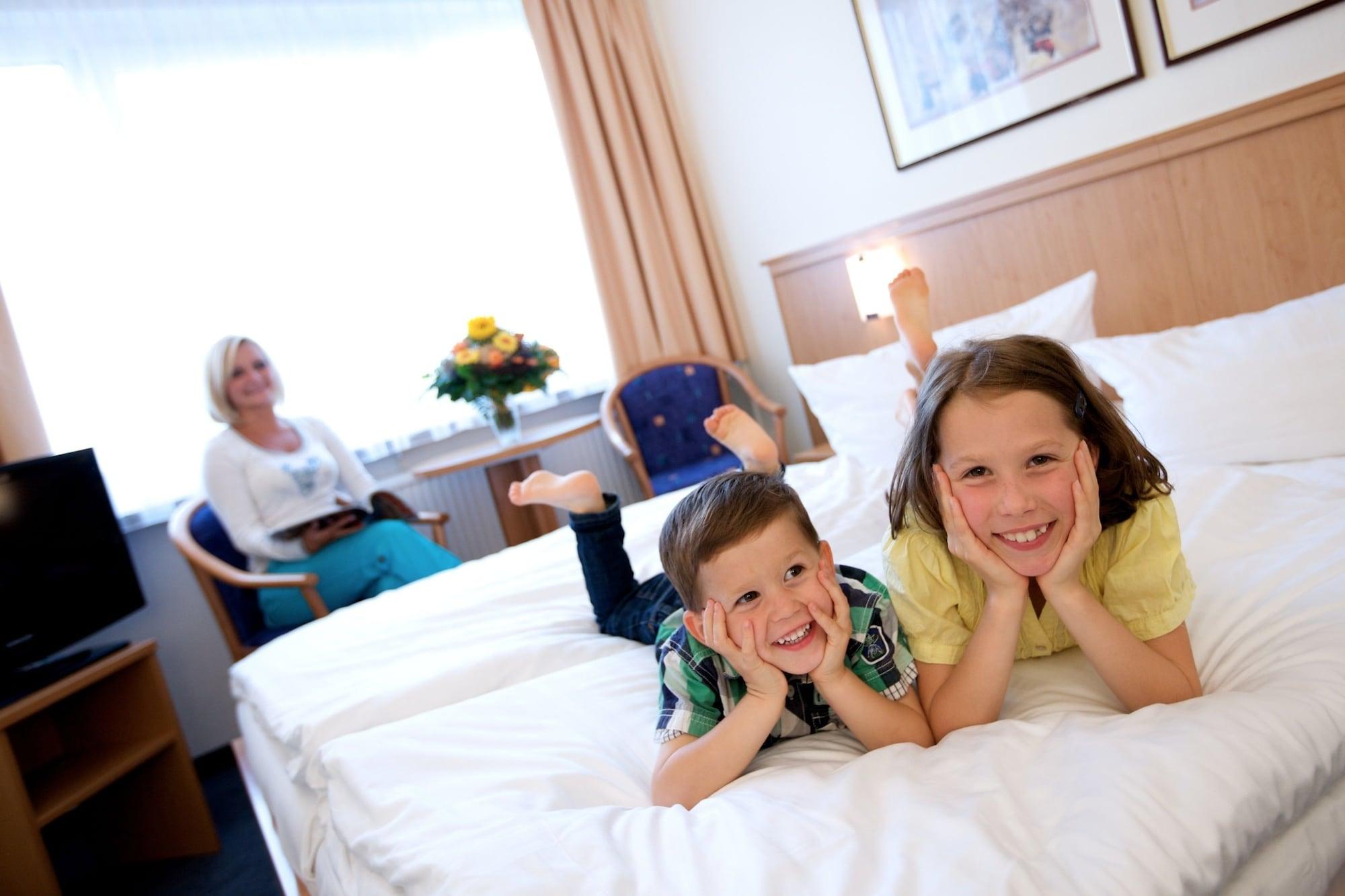 Ahorn Hotel Am Fichtelberg โอเบอร์วีเซินธาล ภายนอก รูปภาพ