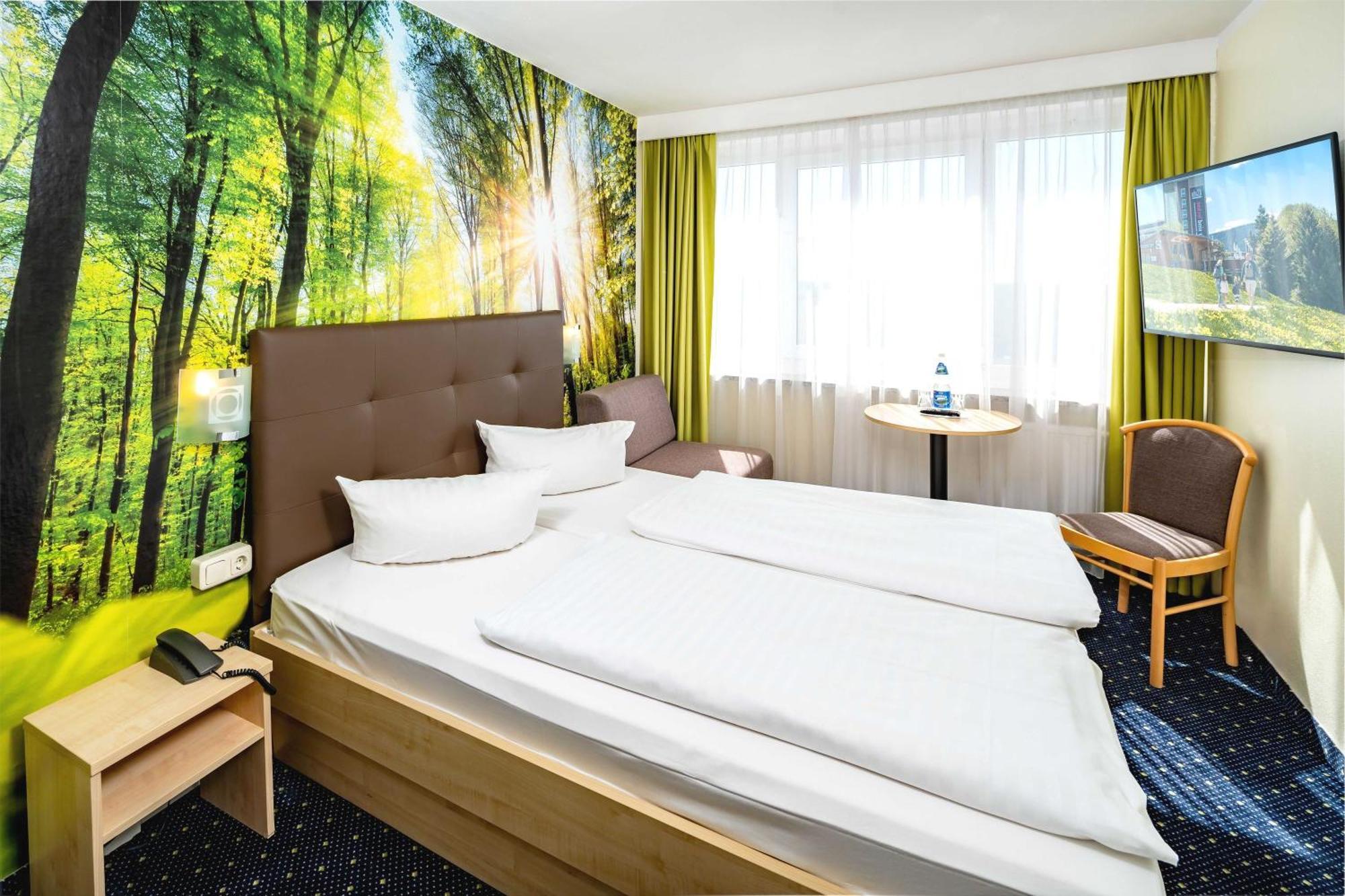Ahorn Hotel Am Fichtelberg โอเบอร์วีเซินธาล ภายนอก รูปภาพ