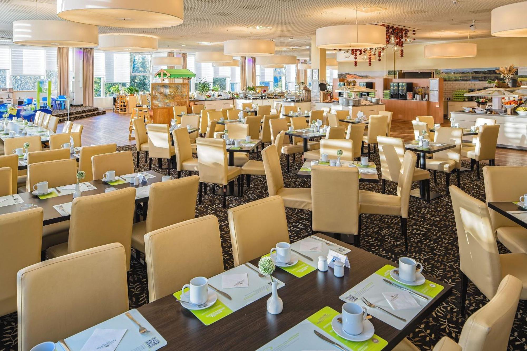 Ahorn Hotel Am Fichtelberg โอเบอร์วีเซินธาล ภายนอก รูปภาพ