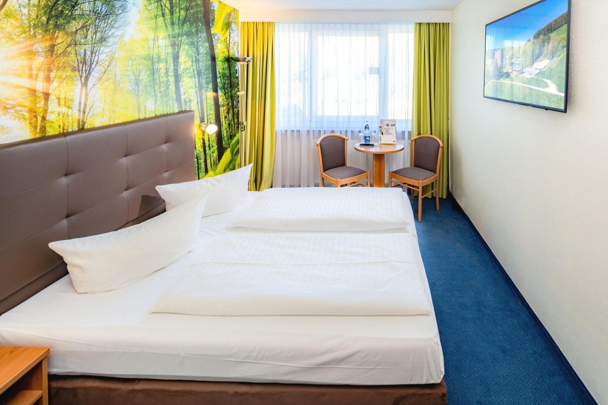 Ahorn Hotel Am Fichtelberg โอเบอร์วีเซินธาล ภายนอก รูปภาพ